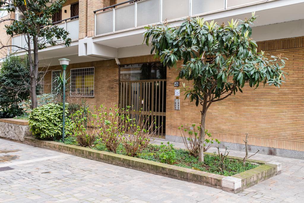 Mirabilia Urbis Roma Bed & Breakfast Exterior photo