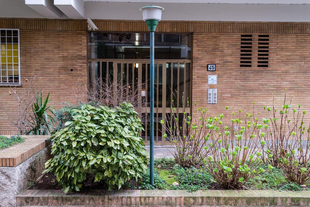 Mirabilia Urbis Roma Bed & Breakfast Exterior photo